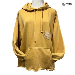 Kunky's Floral Appliqué Hoodie, is a oversized large NWT, Yellow, L